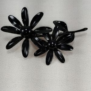 🇨🇦 60s & 70s Flower Power Mod Brooch (RESERVED FOR CHRISTINA)